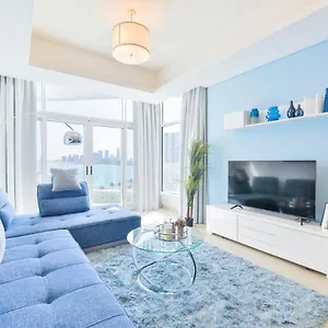 Appartement Ultra Luxury Palm - Mina Azizi - Free 5 Star Access, Dubaï