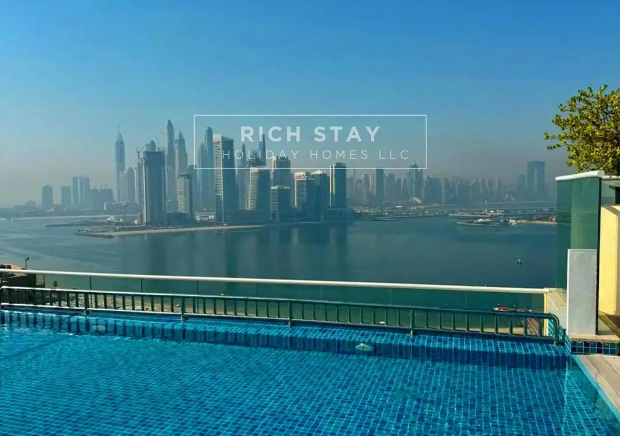 Apartment Seven Palm Escape 1Br In Palm Jumeirah Dubai United Arab Emirates